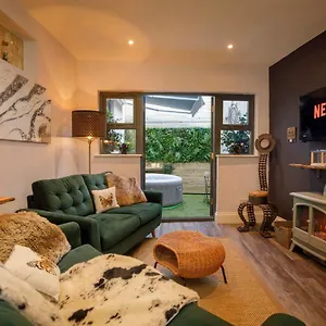 https://the-holgate-hideaway.yorkshirehotels.net