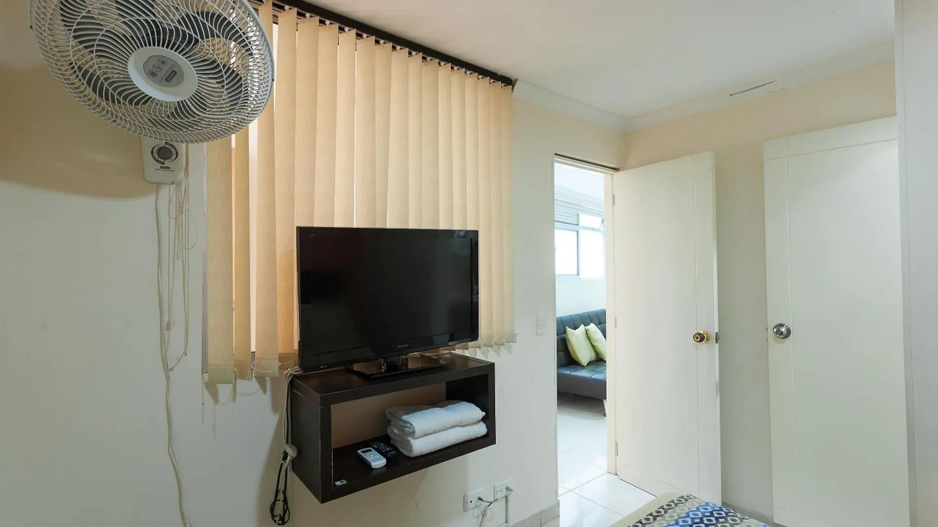 Apartamentos Laureles De La 70 메딜린 0*,  콜롬비아