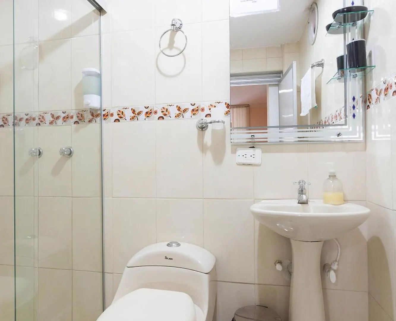 Apartamentos Laureles De La 70 메딜린 콜롬비아