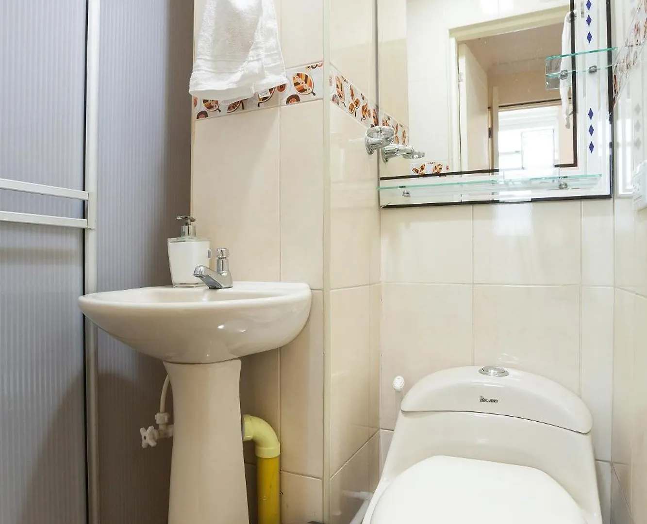 Apartamentos Laureles De La 70 메딜린 아파트