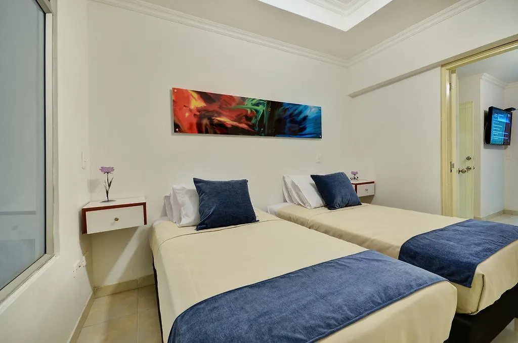 Apartamentos Laureles De La 70 메딜린