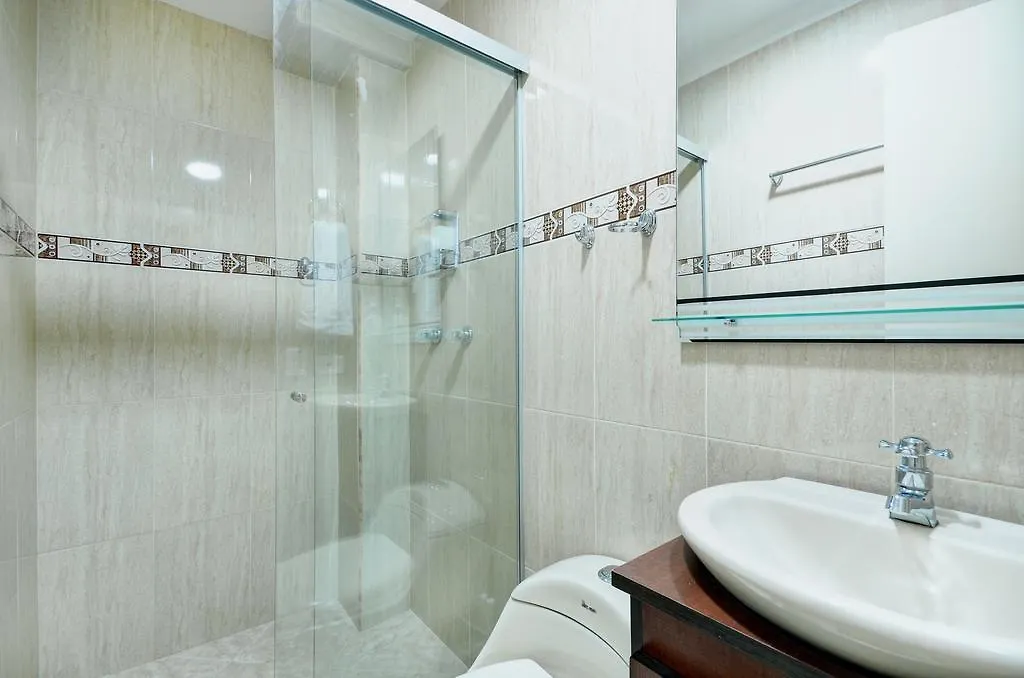 Apartamentos Laureles De La 70 메딜린 아파트