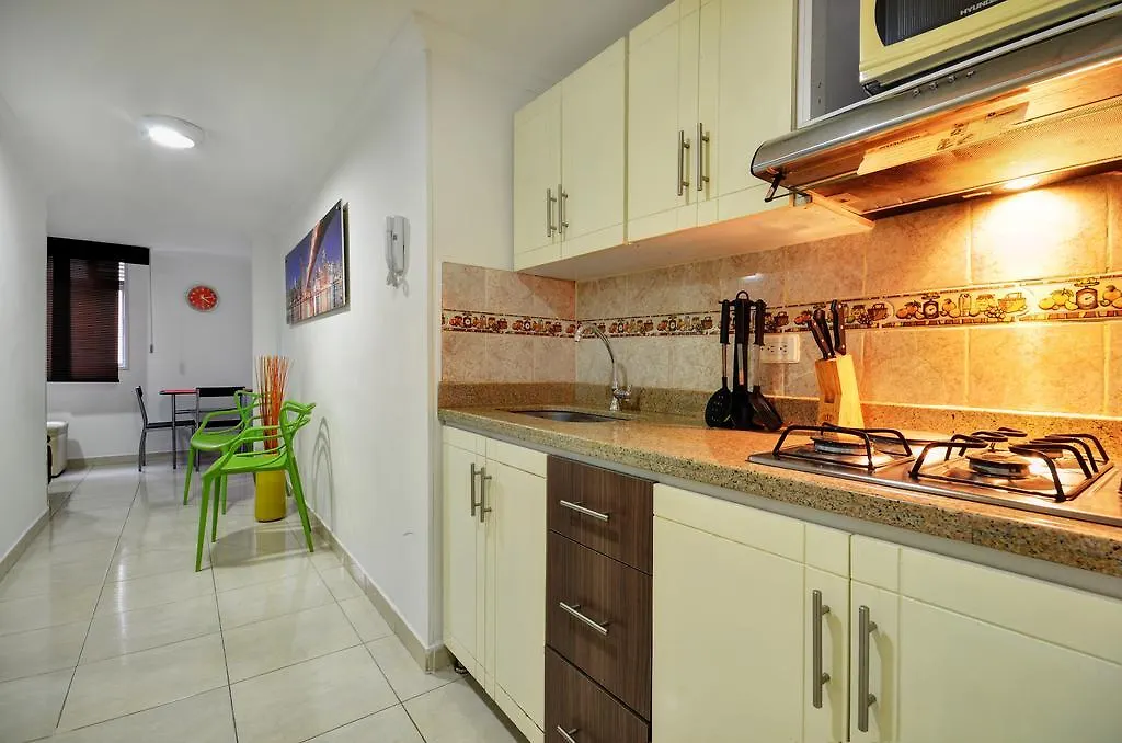 Apartamentos Laureles De La 70 메딜린 0*,