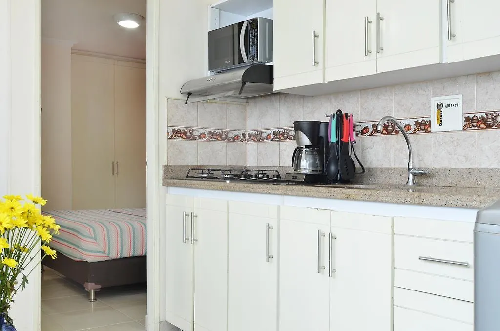 아파트 Apartamentos Laureles De La 70 메딜린