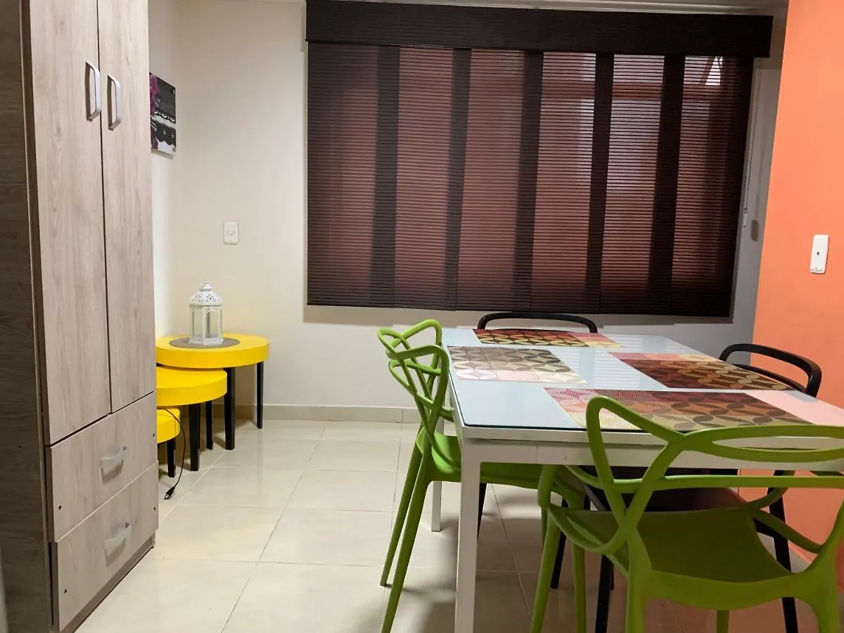 Apartamentos Laureles De La 70 Medellin