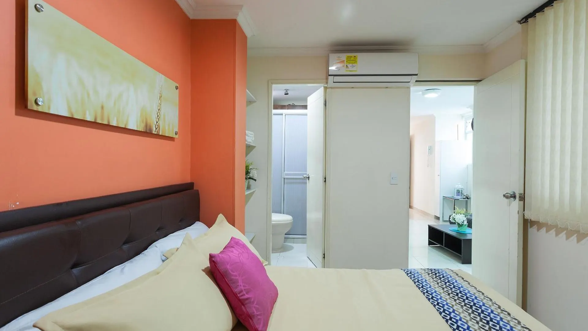 Apartamentos Laureles De La 70 Medellin Colombia