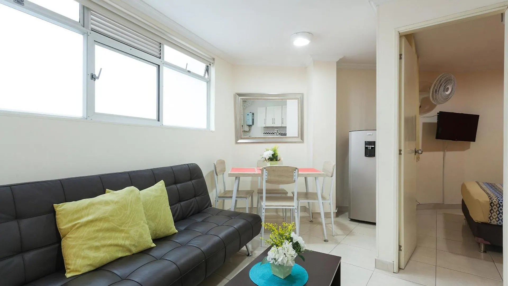 Apartamentos Laureles De La 70 Medellin Colombia